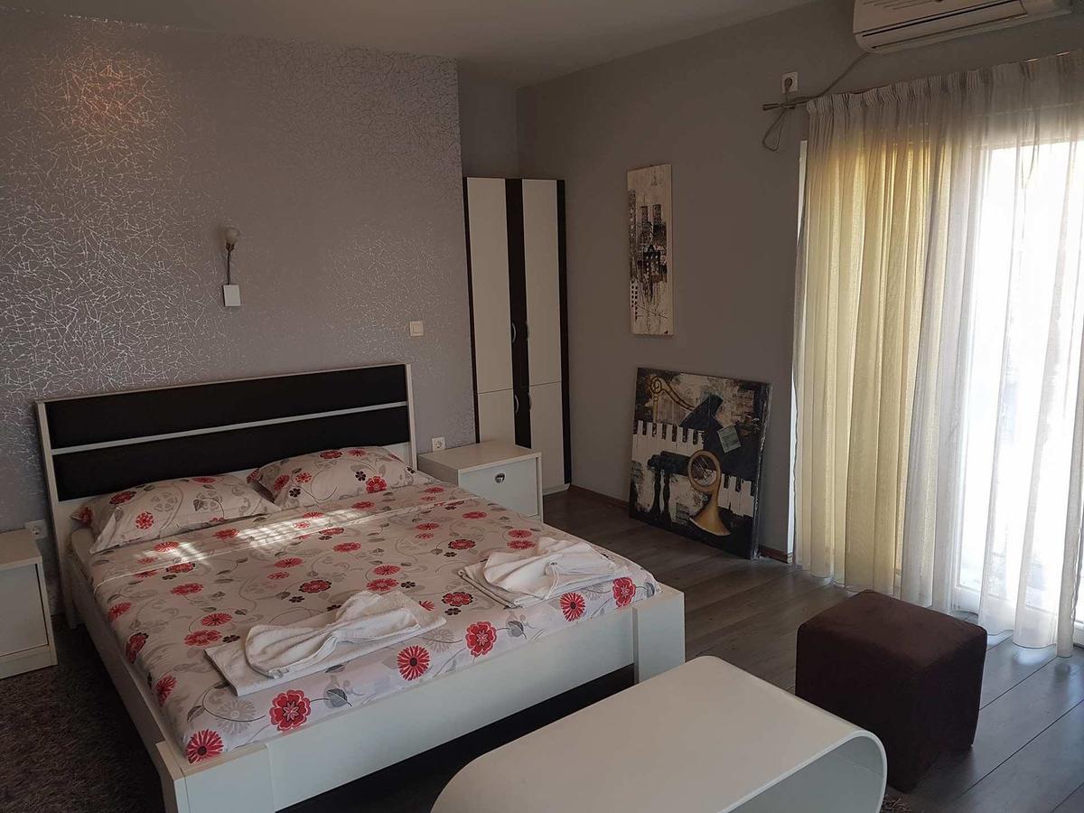 אוהריד Villa Piano&Bar מראה חיצוני תמונה