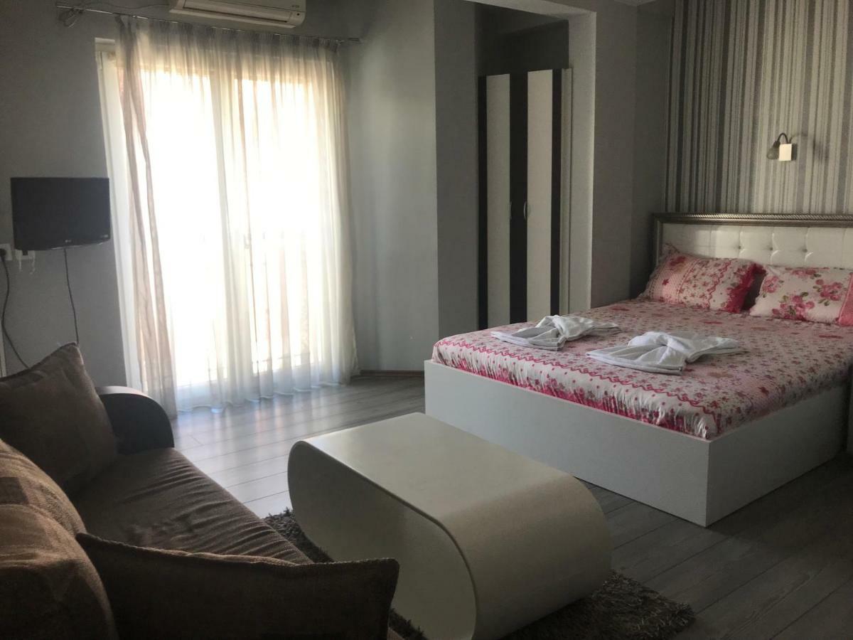 אוהריד Villa Piano&Bar מראה חיצוני תמונה