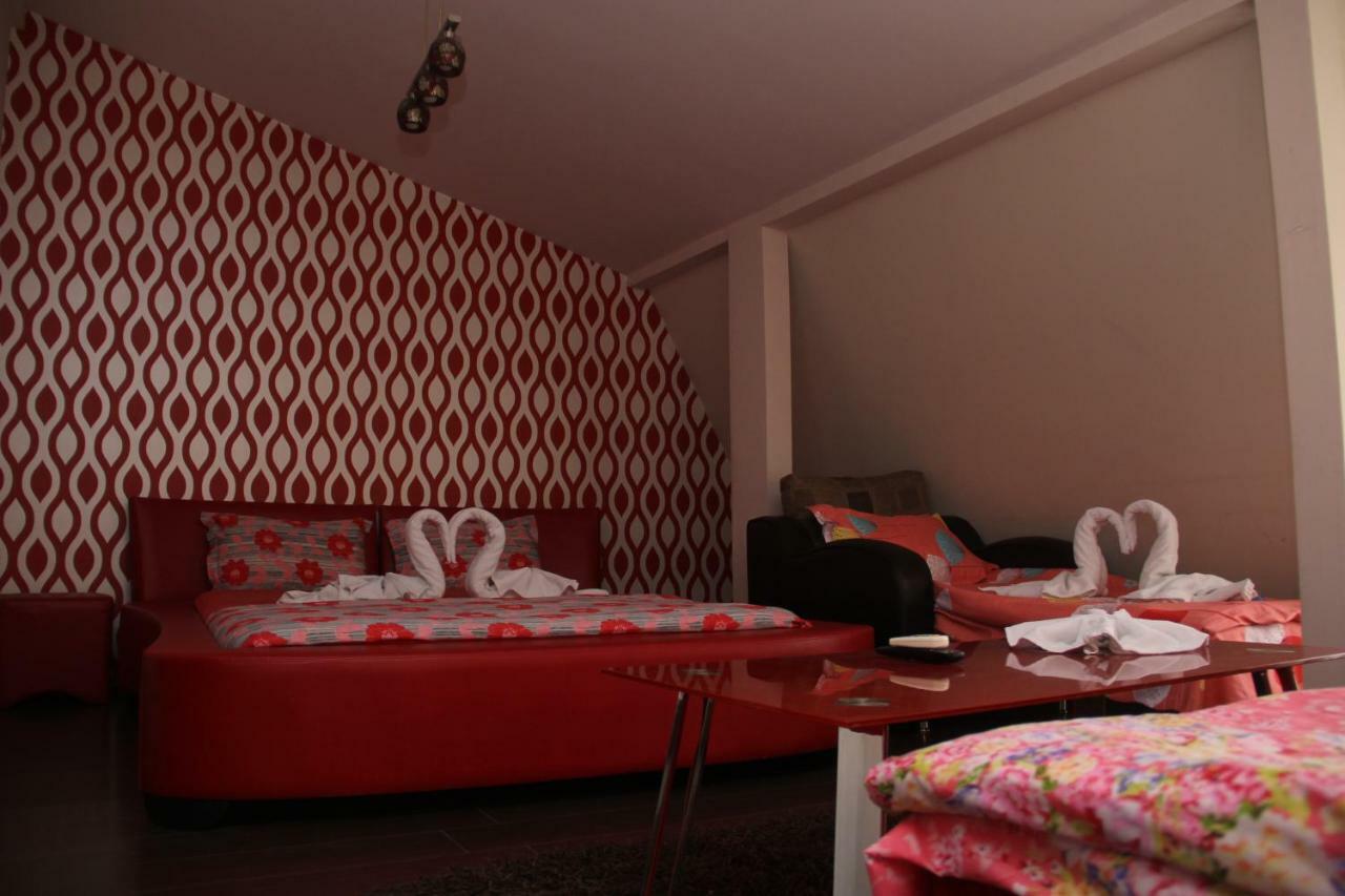 אוהריד Villa Piano&Bar מראה חיצוני תמונה