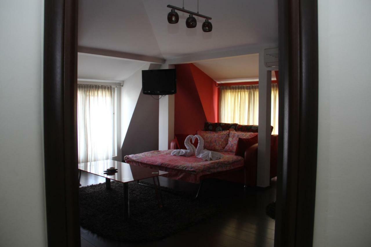 אוהריד Villa Piano&Bar מראה חיצוני תמונה